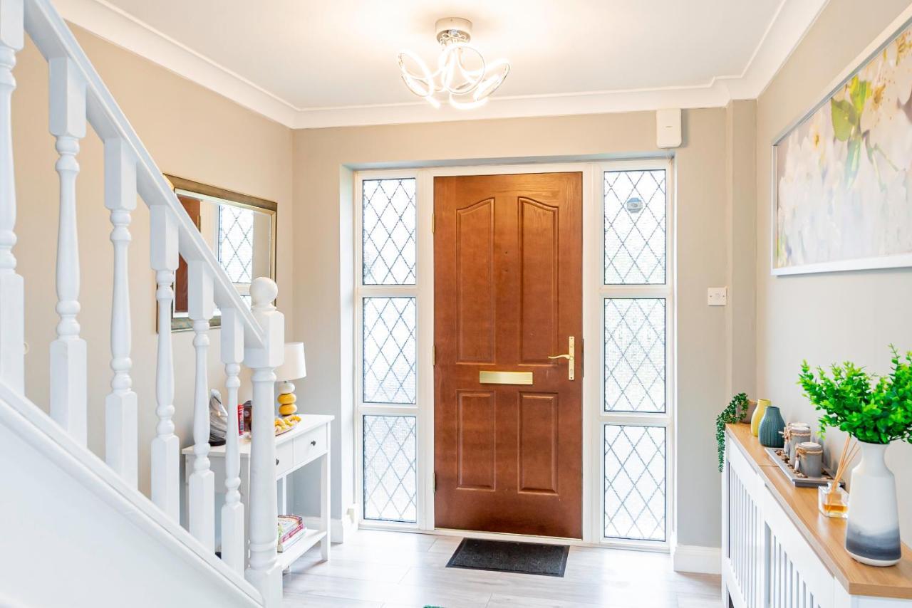 Stunning Place, Close To Windsor & Heathrow & Private Parking Burnham  Luaran gambar